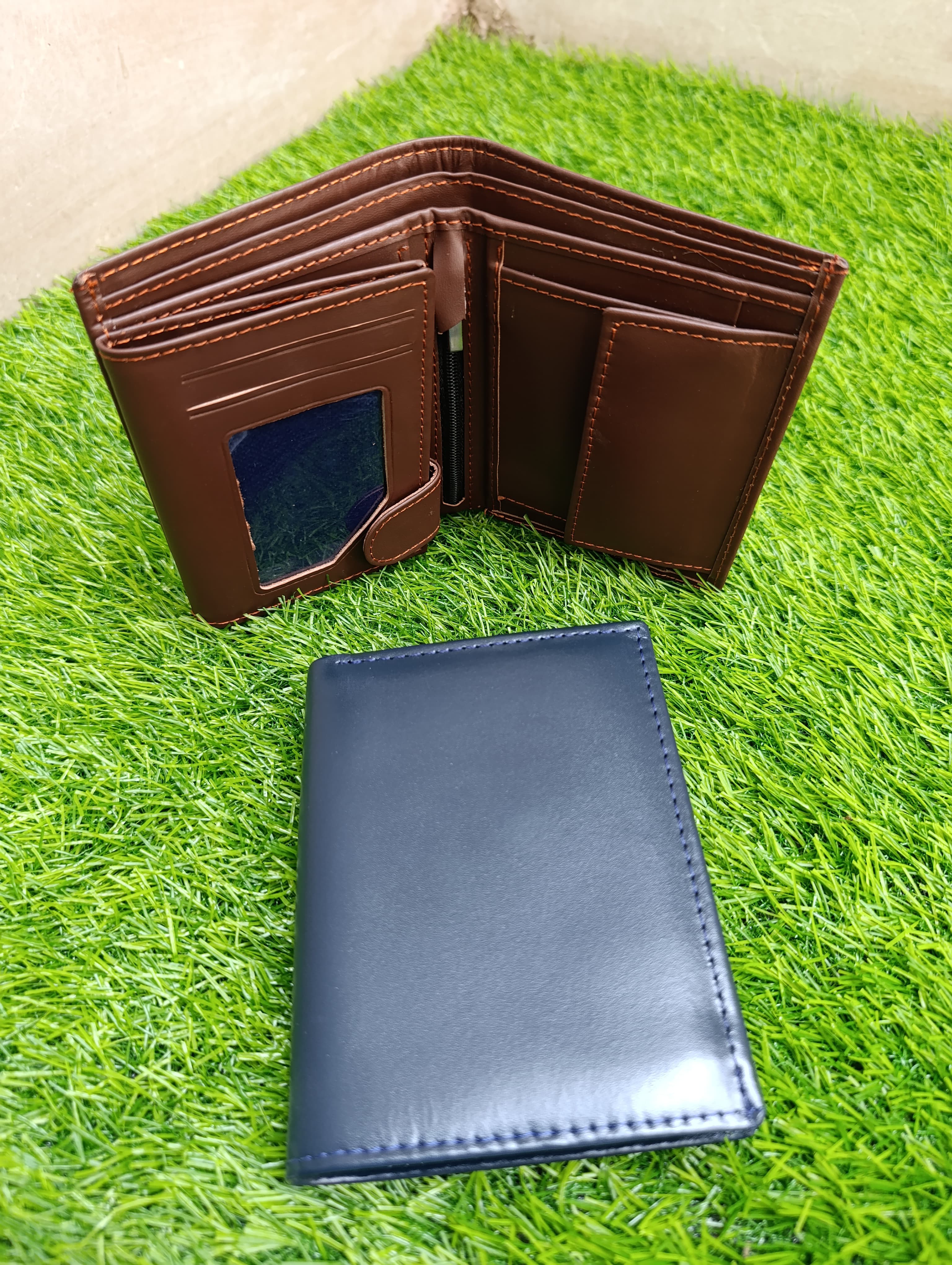 UpFold "Vertical Elegance, Everyday Ease 100% Genuine Leather."